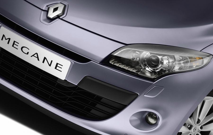  Renault Megane Hatch 2008 года  (фото 10 из 19)